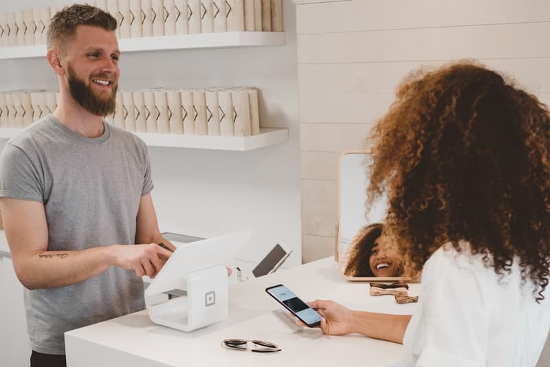How to Get Your First Credit Card: A Beginner's Guide for 2026